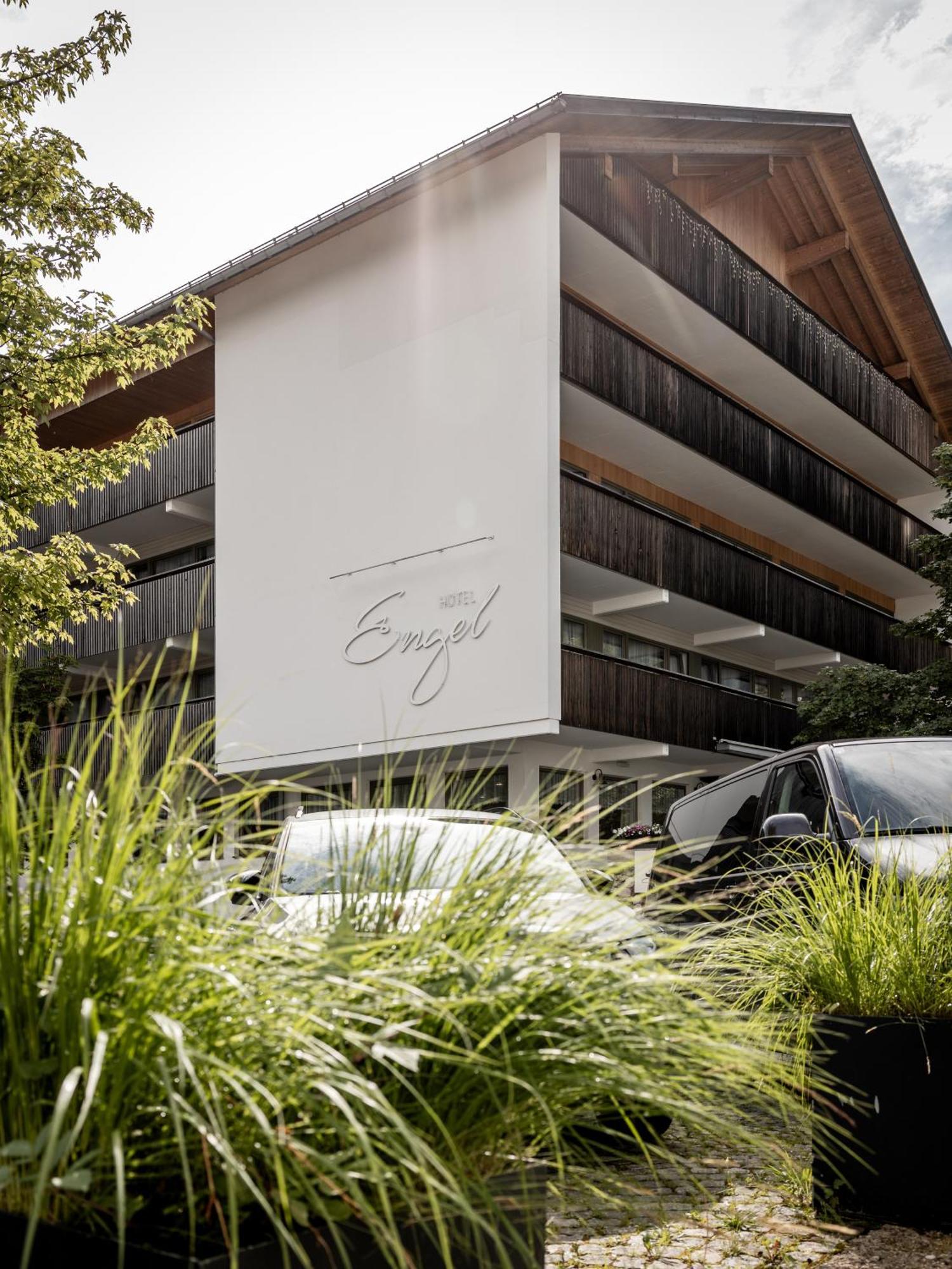 Hotel Engel เมลเลา ภายนอก รูปภาพ