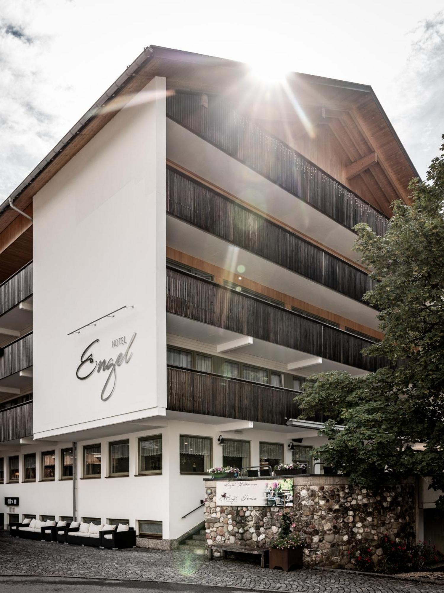 Hotel Engel เมลเลา ภายนอก รูปภาพ